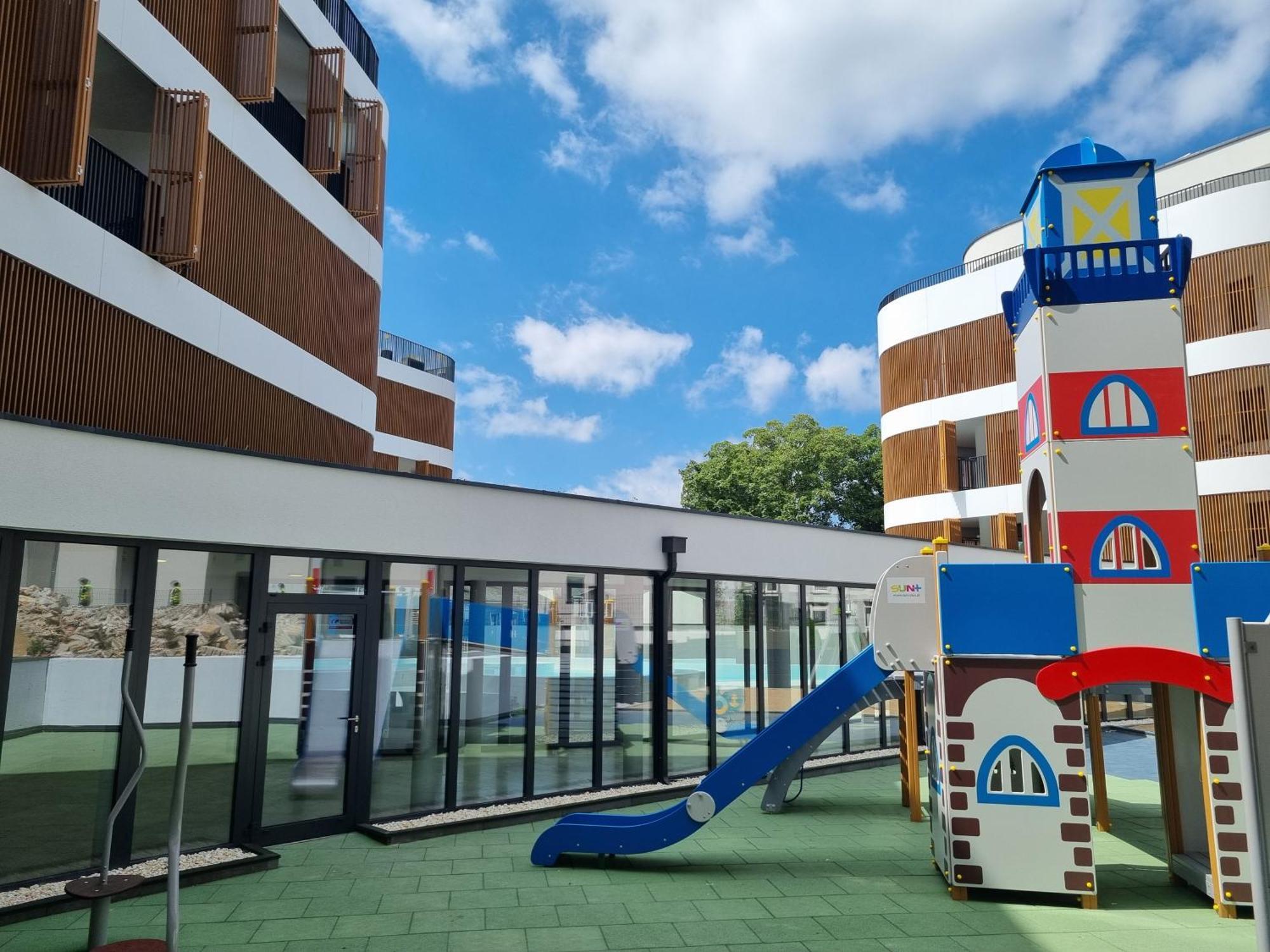 Baltic Waves Resort Baseny Bawialnia Silownia Garaz W Cenie Мендзиздрое Екстериор снимка