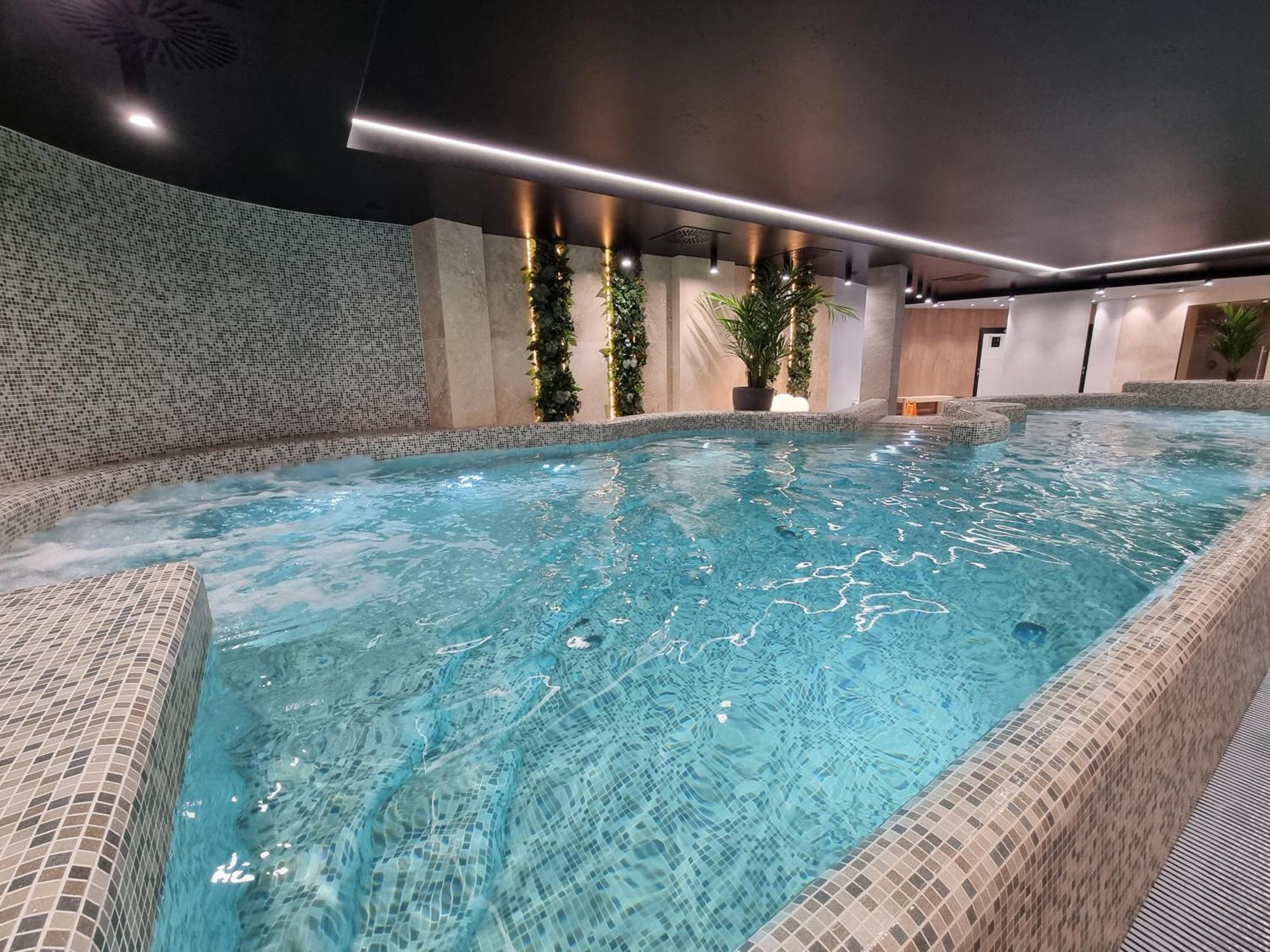 Baltic Waves Resort Baseny Bawialnia Silownia Garaz W Cenie Мендзиздрое Екстериор снимка